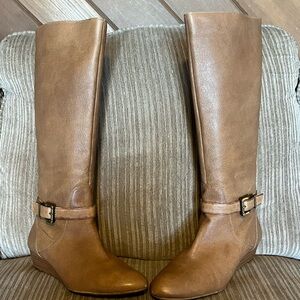 Size 9.5 tan Jessica Simpson Boots